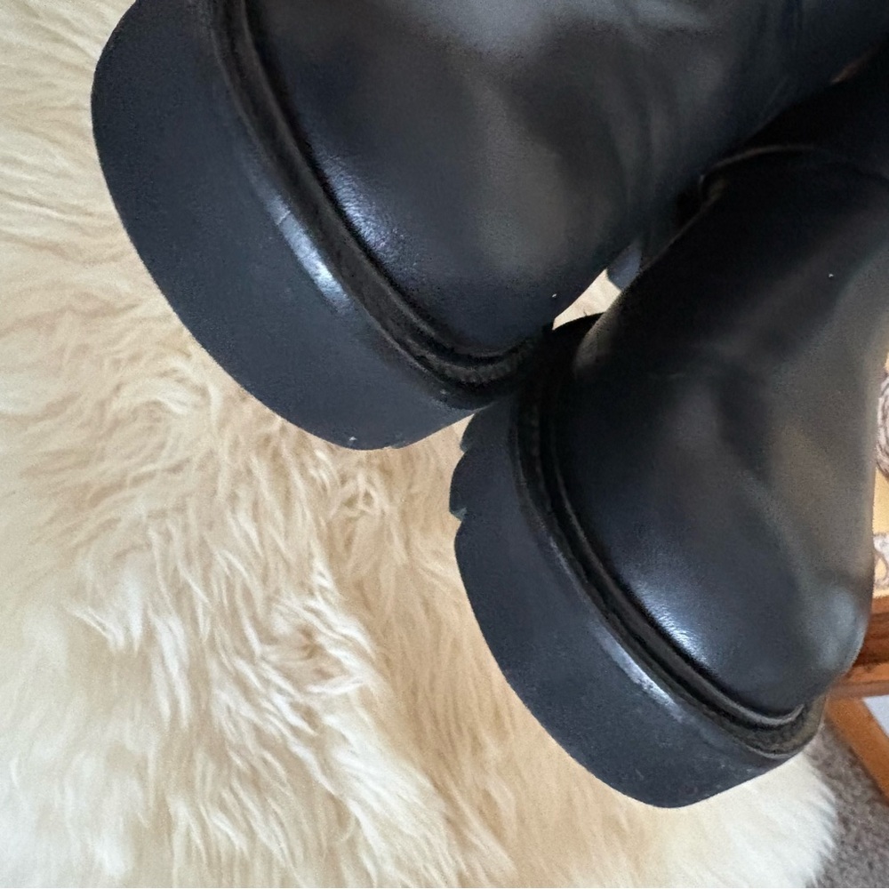 NEW Stuart Weitzman Brand New Ryder Lift Black Moto Boots - Picture 6 of 7